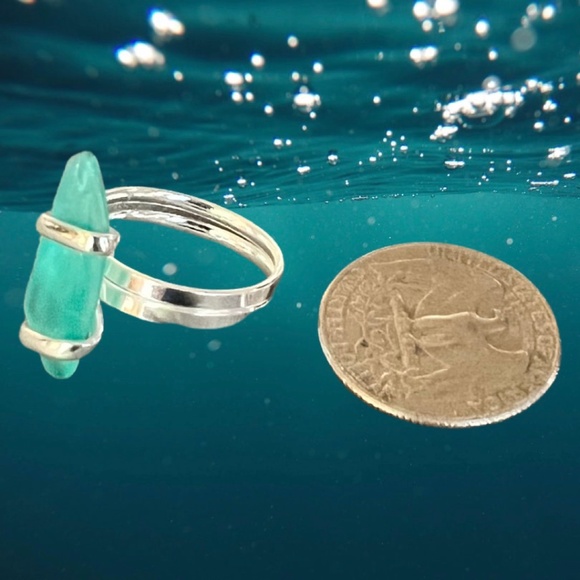 Mint Pompano Beach Glass Freeform  Adjustable Ring - Picture 3 of 5